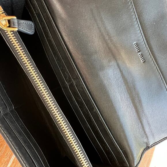 Miu miu wallet with chain - Picture 4 of 7